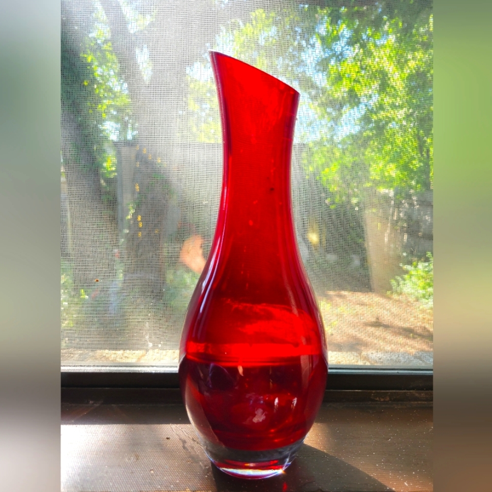 LSA INTERNATIONAL - POLAND Hand blown Cased Ruby Red & Clear Art GLASS VASE 12”.